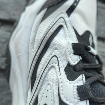 Skechers Moonhiker Ayakkabısında Kısa Sürede Kırılma Ve Üretim Hatası Reddi