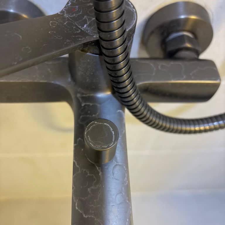 Creavit Banyo Setinde Çalışmayan Duş Ve Hızlı Leke Sorunu, Servis Gelmediği İçin Tam İade Talebi