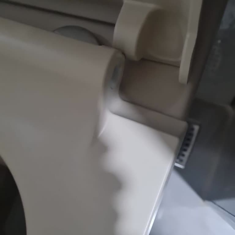 No Encuentro Repuesto de la Bisagra de mi Tapa de Inodoro Bocchi