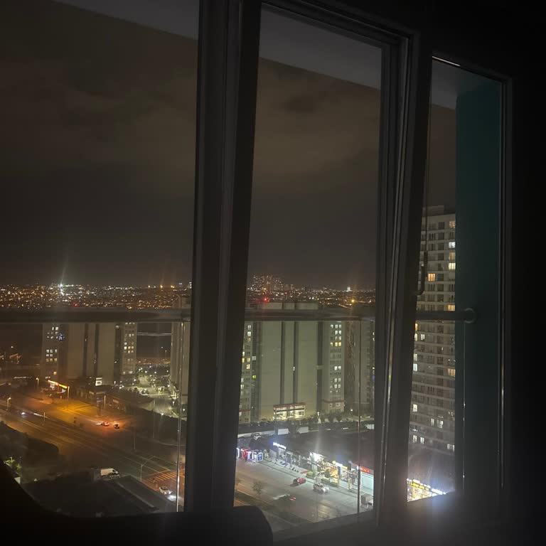 Elektrik Kesintisi Çocuklu Aileyi Mağdur Ediyor Acil Müdahale Bekleniyor