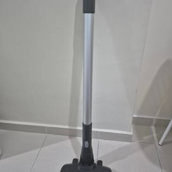 Bosch Süpürgenin Borusunda Çatlak Ve Ücretsiz Parça Değişim Talebi