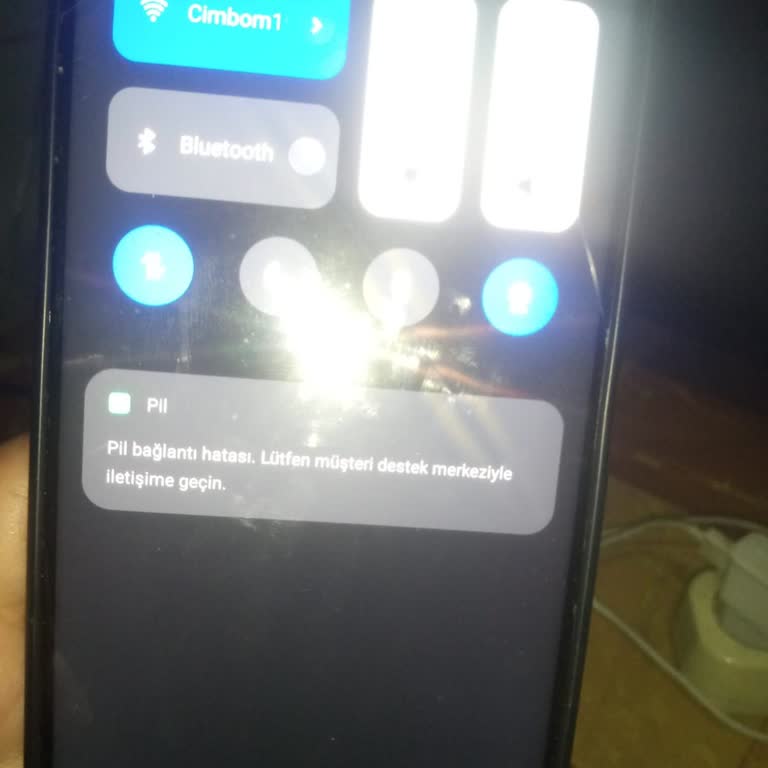 Realme 12 Lite Telefonumda Şarjda Pil Bağlantı Hatası Günlük Kullanımı Zorlaştırıyor