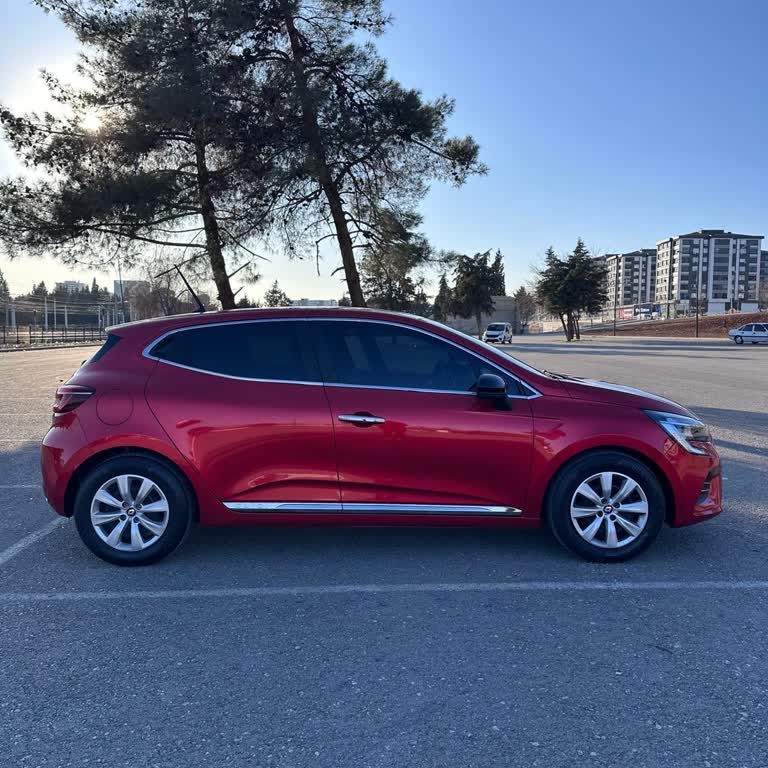 Yeni Renault Clio’da Şanzıman Ses Sorunu Ve Ücretsiz Onarım Talebi