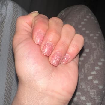 Su Beauty Nail | İstanbul Randevu Gecikmesi, Kalitesiz Jel Tırnak Ve Hijyen Eksikliği