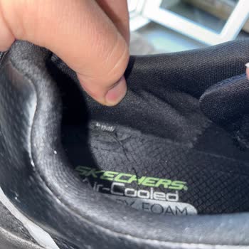 Skechers Ayakkabının Kısa Sürede İç Topuk Yırtılması Ve İade Reddi