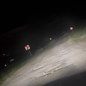 Akalın, Aktaş Ve Meşeler Güzergahındaki Çukurlu Yol Nedeniyle Ciddi Mağduriyet: Acil Onarım Talebi