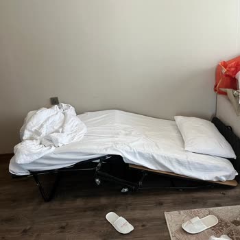 Ramada By Wyndham Sivas Kırık Yatak Nedeniyle Oda Değişikliği Reddedildi