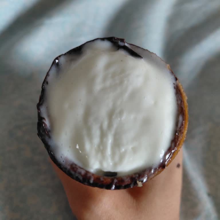 Bozuk Cornetto Dondurması Nedeniyle Mide Bulantısı Ve Güven Kaybı