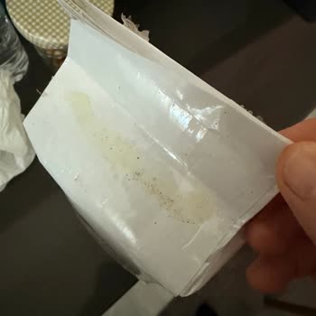 Rizedencay.com’da Açık Ve Nemli Çay İçeriği İçin Ücret İadesi