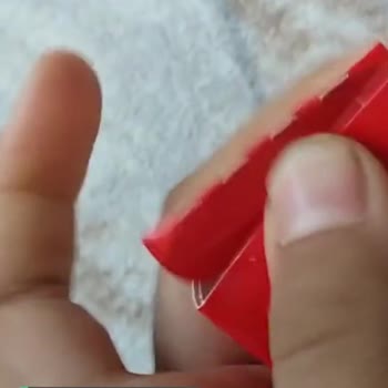 Ülker Napoliten Çikolatamın Üzerinde Beyaz Benekler Bulunuyor!