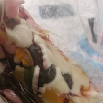 Bebeto Markalı Jelibonların Erimiş Ve Şekilsiz Olması: Kalite Ve Hijyen Şikayeti