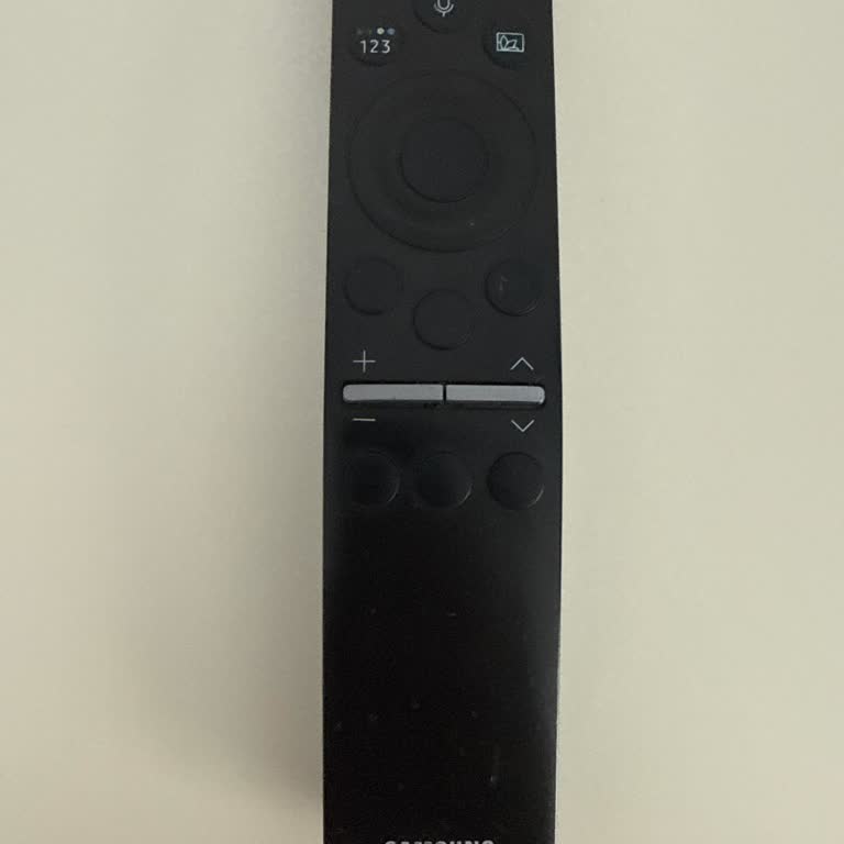 Samsung TV Kumandası Kırmızı Işık Yanıyor, Sonra Çalışmıyor Ve Acil Değişim Talebi