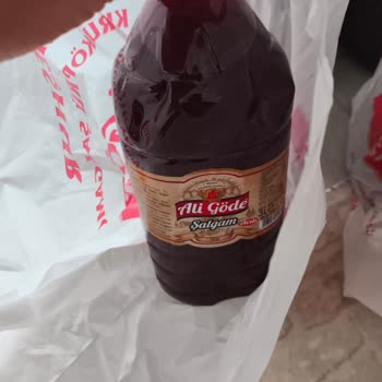 Şalgam Şişelerinde Bozuk Yumurta Kokusu Ve Güven Endişesi