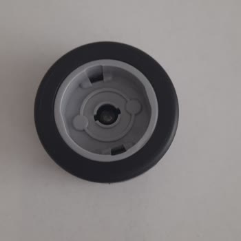 Hot Wheels Setindeki Eksik Teker Parçası Kullanılamaz Hale Getirdi