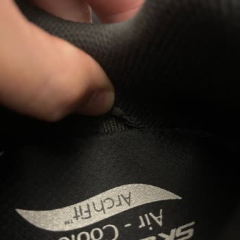 Yüksek Fiyatlı Skechers Arch Fit Ayakkabısının Kısa Sürede İç Topuk Soyulması Ve Garanti Reddi
