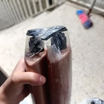 Patlamış Şampuan Şişeleri Ve Yardımsız Müşteri Hizmeti