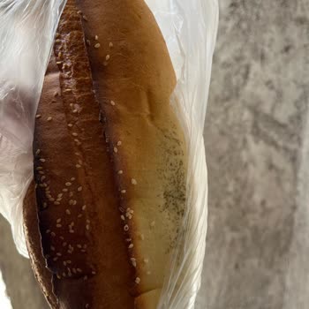 Şok Market'te Satın Aldığım Ekmek Küflü Çıktı, Sağlık Riski Oluştu