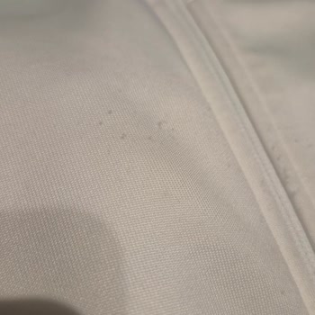Bir Kez Giyildikten Sonra Tüylenen Eşofman Üstü, Hummel Güvenimi Yitirdi