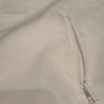Bir Kez Giyildikten Sonra Tüylenen Eşofman Üstü, Hummel Güvenimi Yitirdi