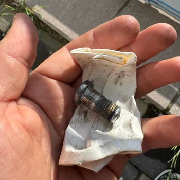 Bijon Somunu Kırılması Ve 2500 TL Masrafı İçin İade Talebi