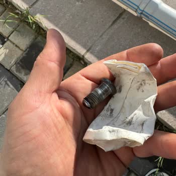 Bijon Somunu Kırılması Ve 2500 TL Masrafı İçin İade Talebi