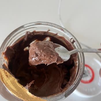 BİM Nutella Kavanozunun Pütürlü Kıvamı Nedeniyle İade Talebi
