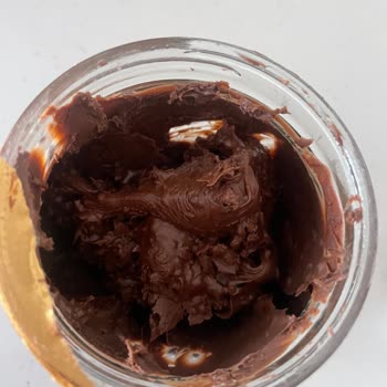BİM Nutella Kavanozunun Pütürlü Kıvamı Nedeniyle İade Talebi