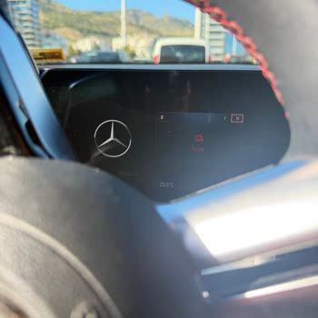 Mercedes EQB 250'de Sürekli Arıza Uyarıları Ve Yolda Kalma Sorunu, Garanti Kapsamında Çözüm Talebi
