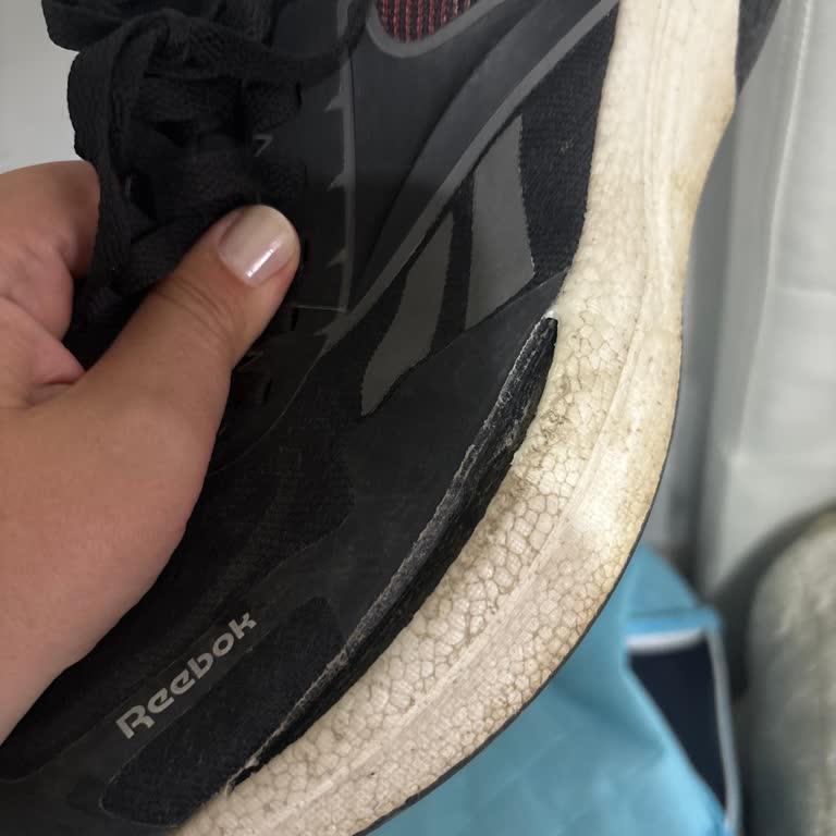 Garanti Süresi Dolmamış Reebok Ayakkabısındaki Taban Açılması Red Edildi