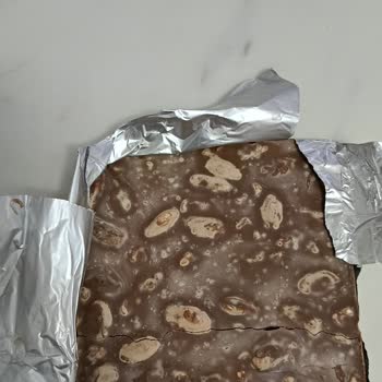 Bozulmuş Nestle Damak Çikolatası Sağlık Endişesi