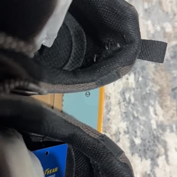 Boyner'de Skechers Ayakkabılarında 6 Ay İçinde Topuk Çatlakları Ve İade Reddi
