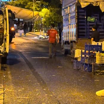 Geç Saatlerde Pazar Kurulması Nedeniyle Gürültü, Trafik Ve Park Sorunları