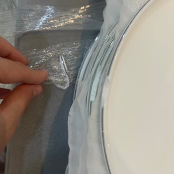 Kırık Servis Tabakaları İçin 7 Aylık Değişim Bekleyişi