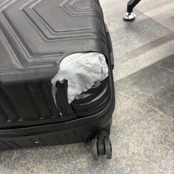 AJet Damaged My Suitcase During Baggage Handling