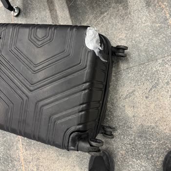 AJet Damaged My Suitcase During Baggage Handling