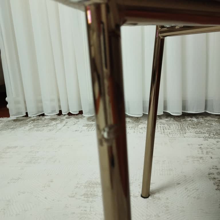 Kaynak İzli Sandalyeler Ve Zigon Sehpa İçin Hızlı Cevap Ve Değişim Talebi