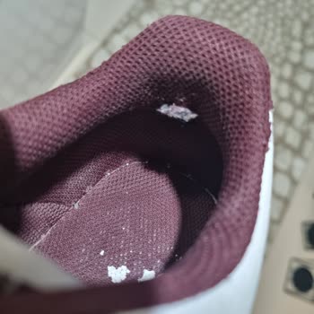 Nike Çocuk Ayakkabısında Üretim Hatası Ve Red Cevabı