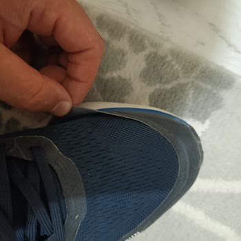 Decathlon Yürüyüş Ayakkabısında Kısa Sürede Yapışkanların Açılması Ve Garanti Reddi