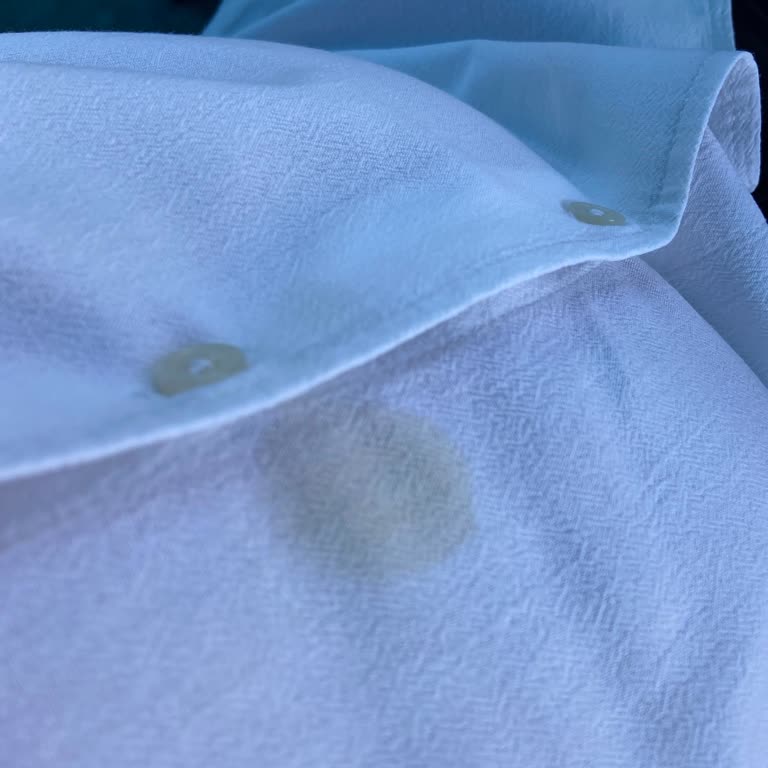Kalitesiz Karton Bardaklar Kıyafeti Lekeliyor, Çözüm Sunulmadı