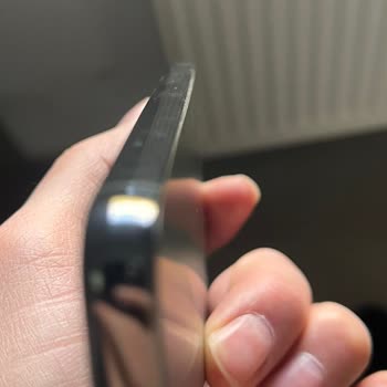 Samsung Galaxy S23 Batarya Şişmesi Ve Kasa Ayrılması Nedeniyle Güvenlik Riski