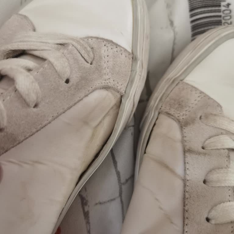 Defolu Calvin Klein Ayakkabı İçin İade Ve Değişim Talebi