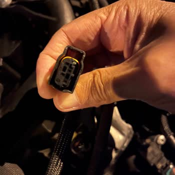Renault Bayram Sonrası Servis Randevusu Sürekli Erteleniyor Ve Müşteri Temsilcisi Yardımcı Olmuyor