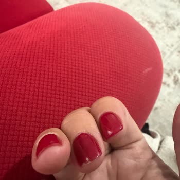 Kalıcı Oje 3 Günde Soyuldu Ve Salon Çözüm Sunmuyor