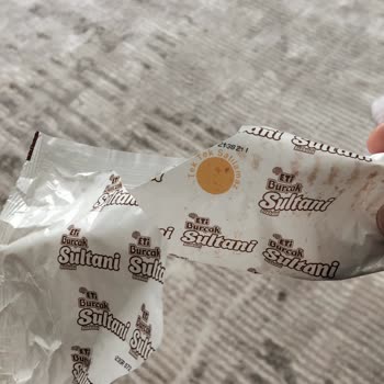 Bisküvi İçinde Taş Bulunması Şikayeti