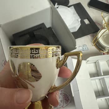 Karaca Kahve Fincan Takımında Renk Solması Ve Desen Soyulması