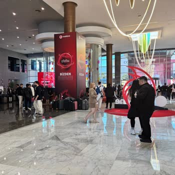 Jolly Tur Ve Elexus Otel'de Yanıltıcı Bilgi Ve İade Reddi