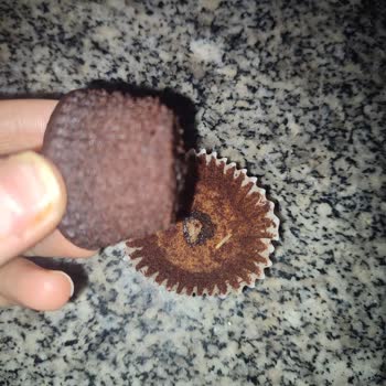 Eti Browni Gold Mini İçinde Kurt: Hijyen İhlali
