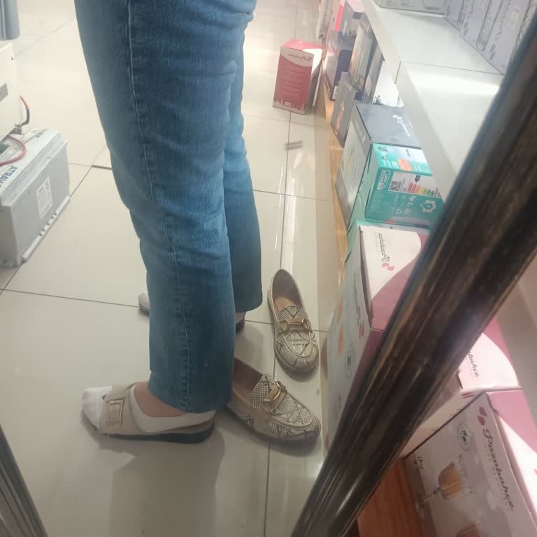 Mavi Pantolonların Kısa Sürede Deforme Olması Ve Yetersiz Müşteri Desteği