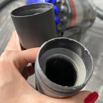 Dyson Süpürge Parçası Kırıldı; Garanti Dışı İddia Ve Müşteri Hizmetlerinden Çözüm Sunulmuyor