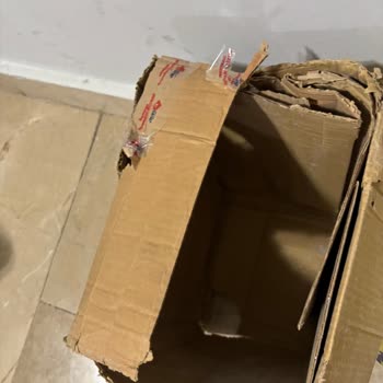 Kapağı Olmayan Ve Hasarlı Güneş Kremi Kutusu İçin Hızlı İade Talebi
